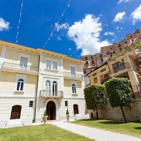 Palazzo Vittoli - Irpinia Lägenhet Castelfranci Exteriör bild